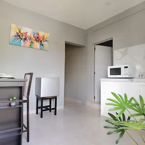 https://8th-street-suites.allrivieramayahotels.com