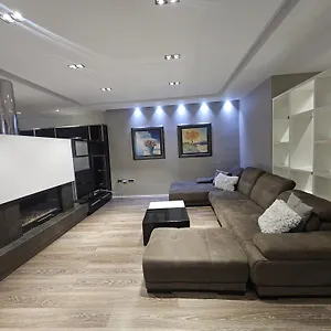https://aura-skanderbeg-square-apartments.albaniahotels.org